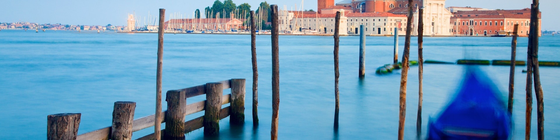 Basilique San Giorgio Maggiore mettant en vedette éléments religieux, patrimoine architectural et église ou cathédrale