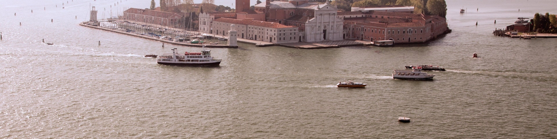 Kirche von San Giorgio Maggiore welches beinhaltet religiöse Elemente, Kirche oder Kathedrale und Bootfahren
