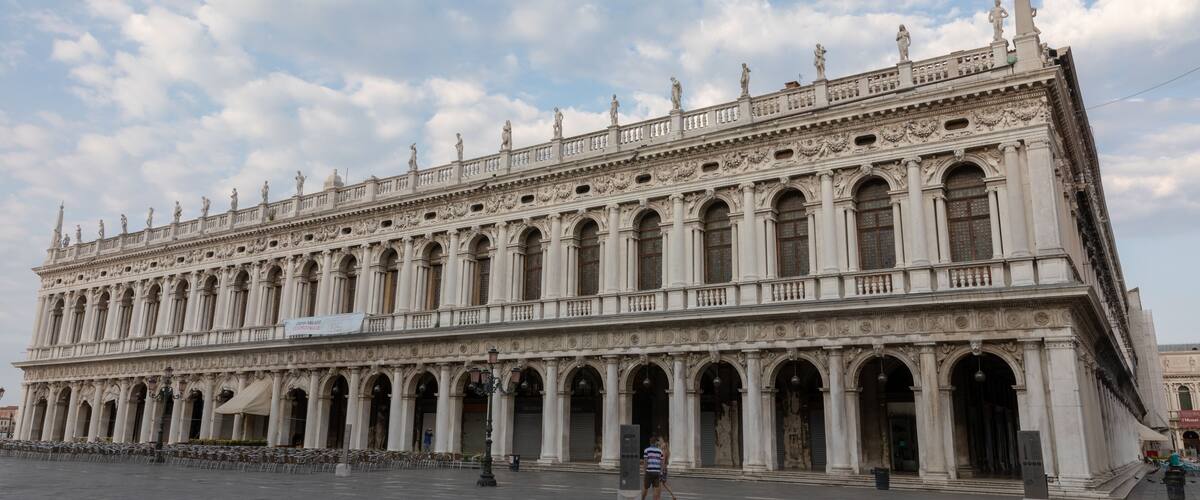 Panoramic view of facade of Museo Correr and Piazza San Marco