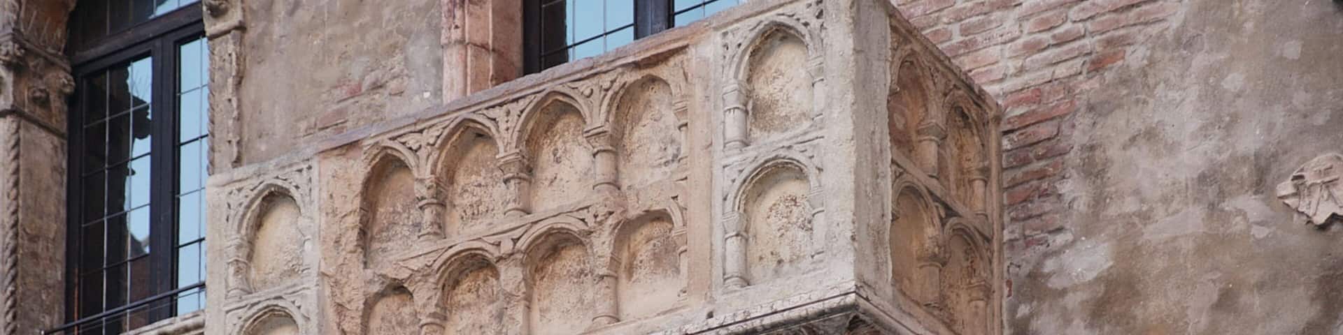 Juliet\'s House which includes heritage architecture