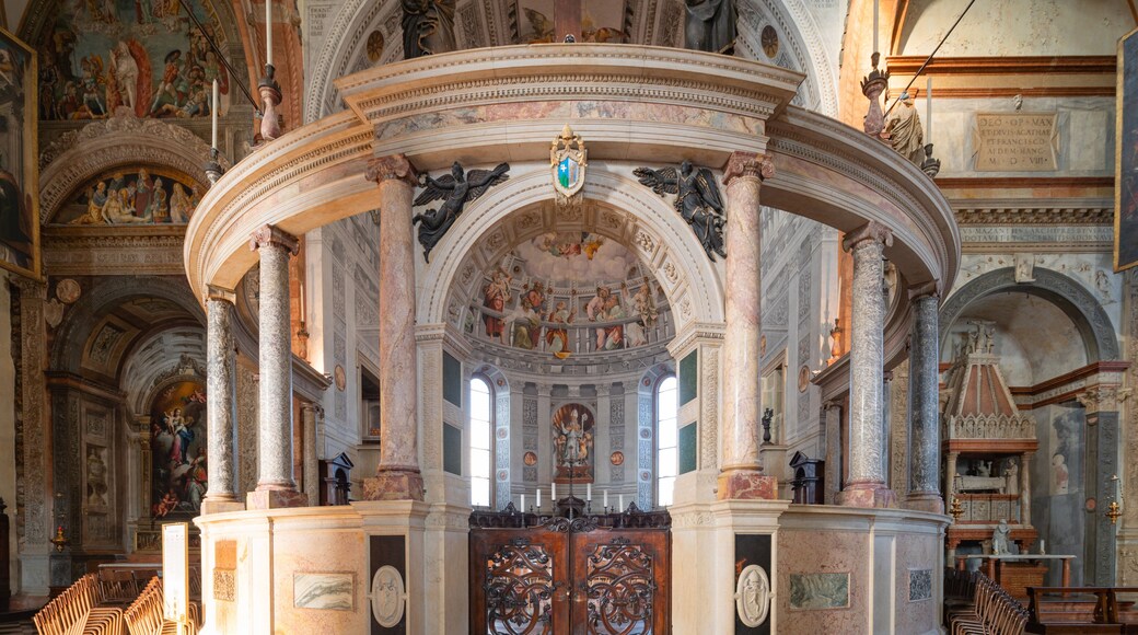 Verona Cathedral featuring a church or cathedral, heritage elements and interior views
