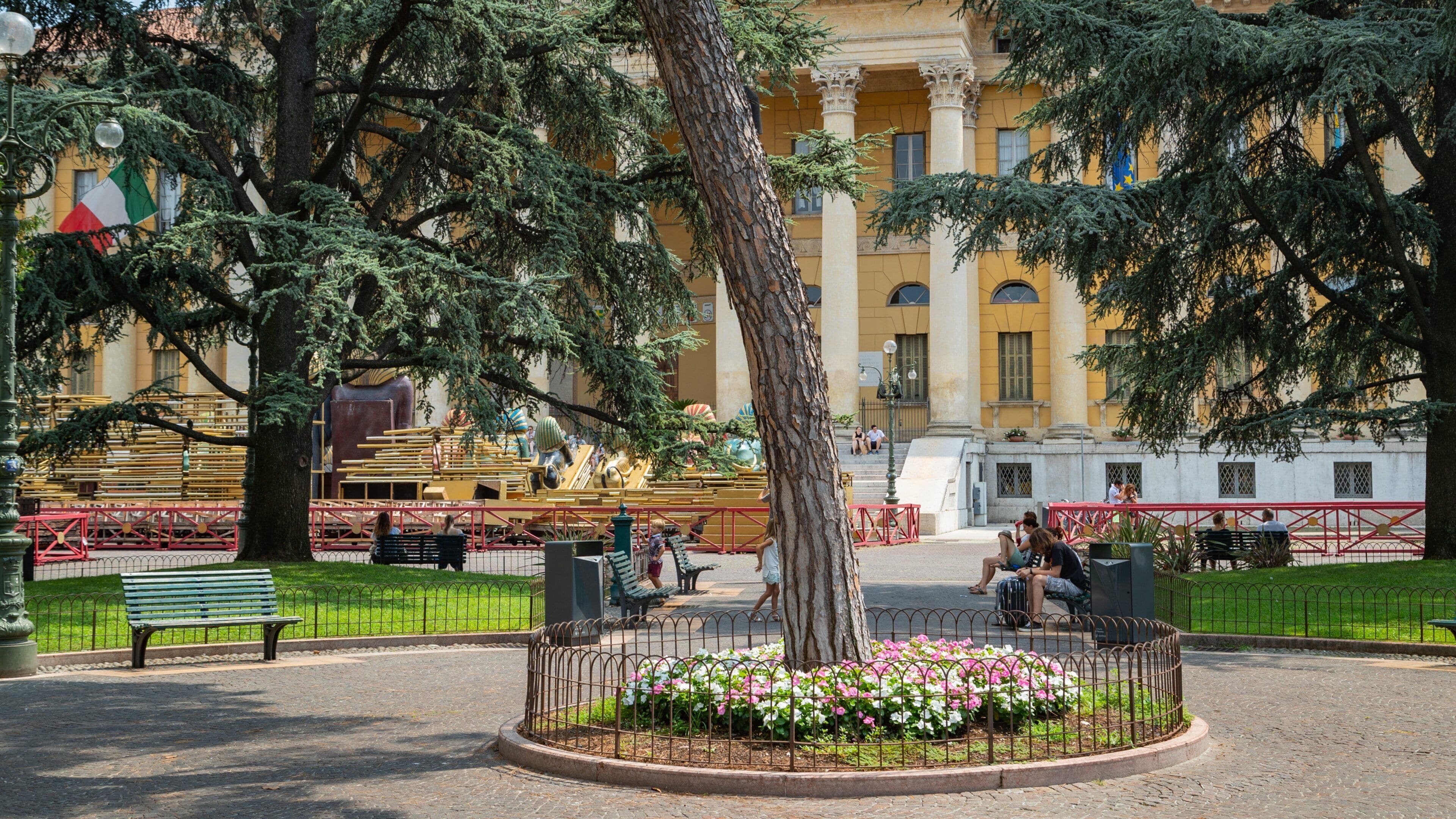 Verona City Hall showing flowers and a garden