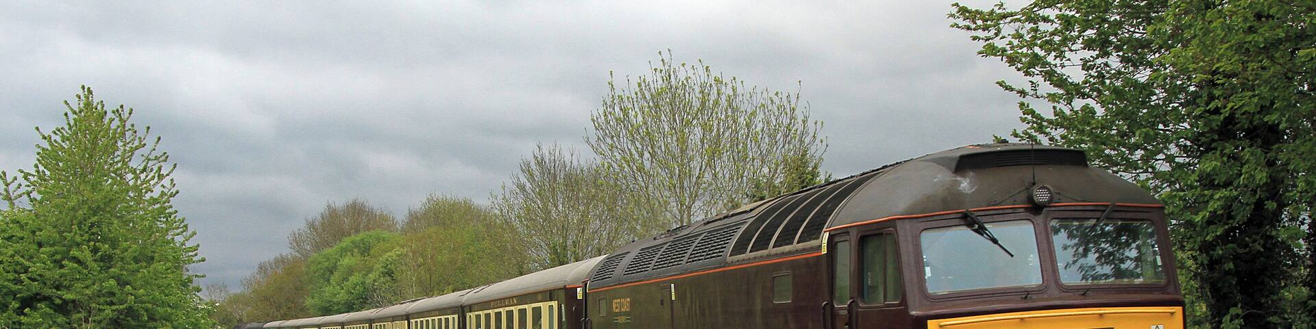 Class 57 57316 West Coast railways Henley in Arden 06-05-2017