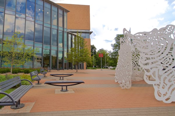 International Quilt Study Center das einen Outdoor-Kunst