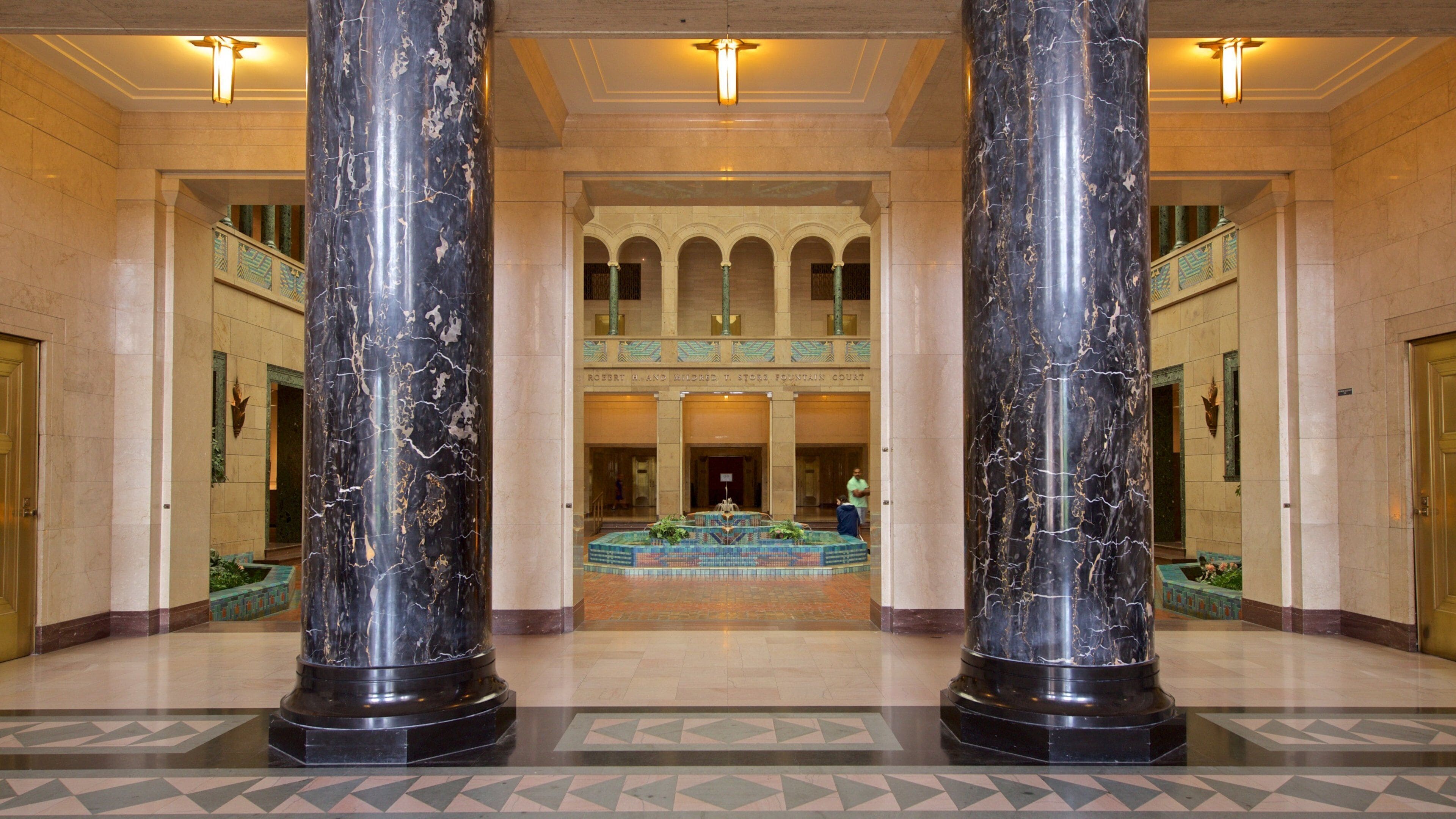 Joslyn Art Museum qui includes vues intérieures et patrimoine historique