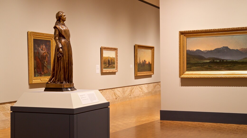 Joslyn Art Museum showing art and interior views