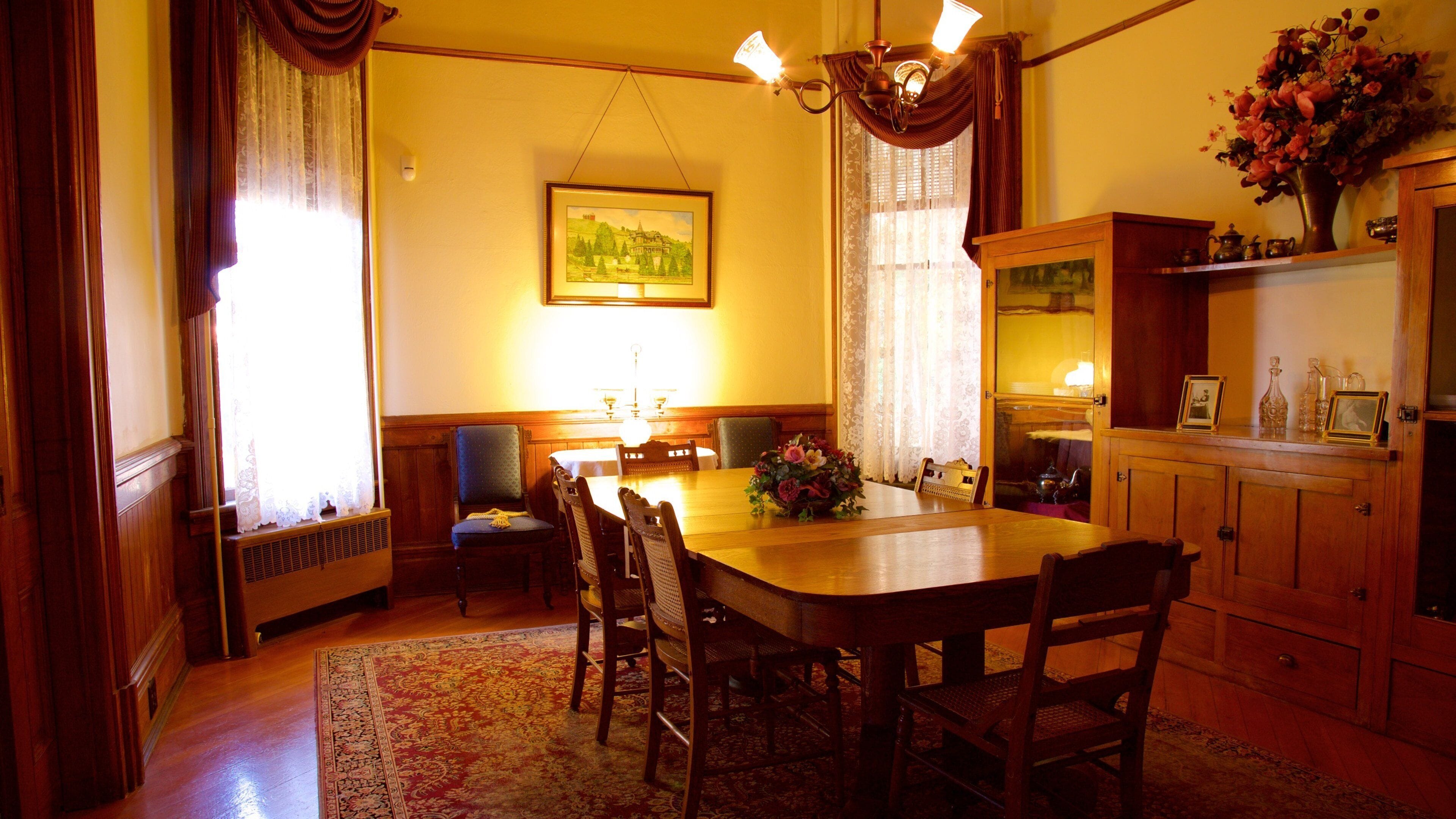 Shelton-McMurphey-Johnson House showing a house, interior views and heritage elements