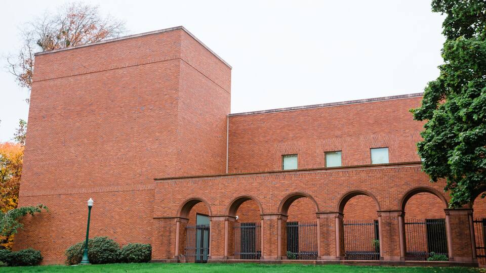 Jordan Schnitzer Museum of Art U of O