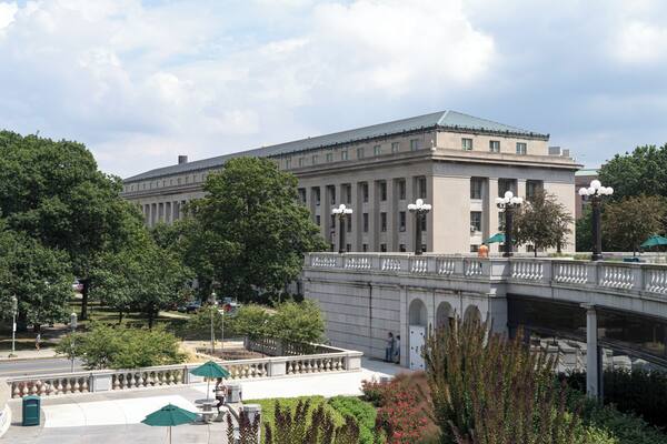 Harrisburg_StateLibraryofPennsylvania_6078555_006