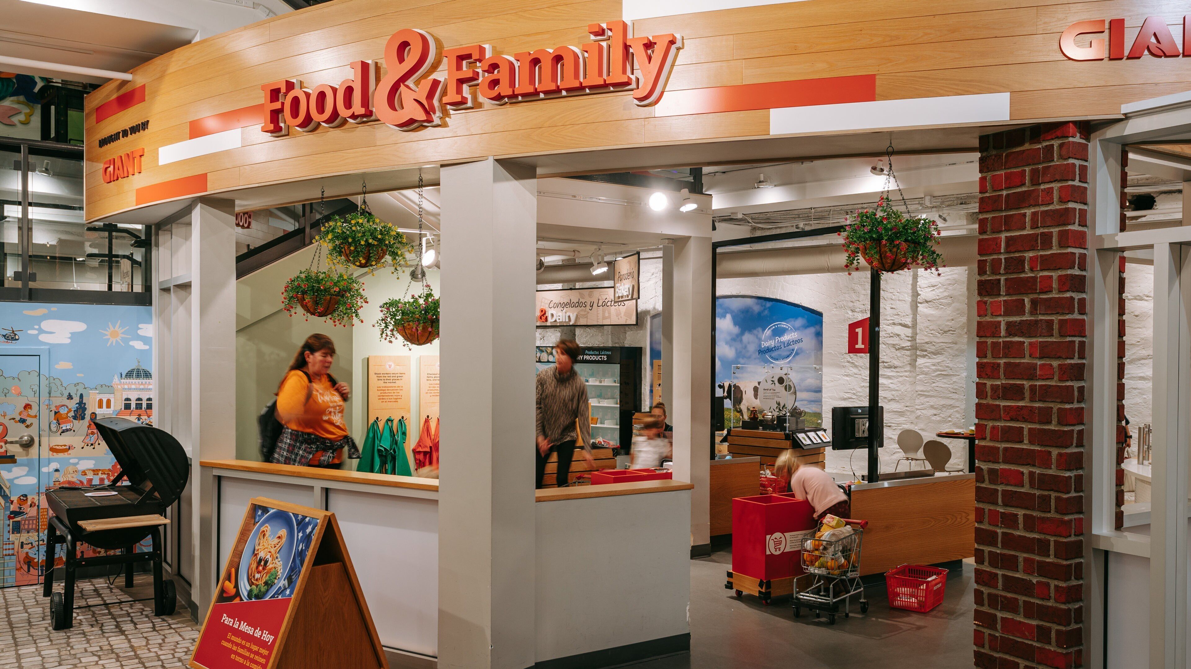 Please Touch Museum showing interior views and signage