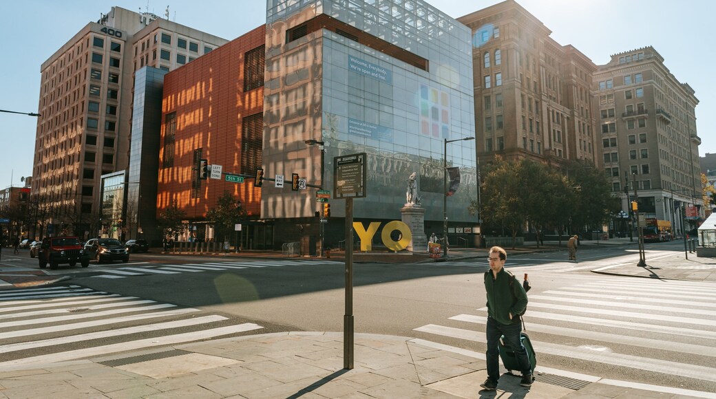 National Museum of American Jewish History featuring street scenes and a city as well as an individual male