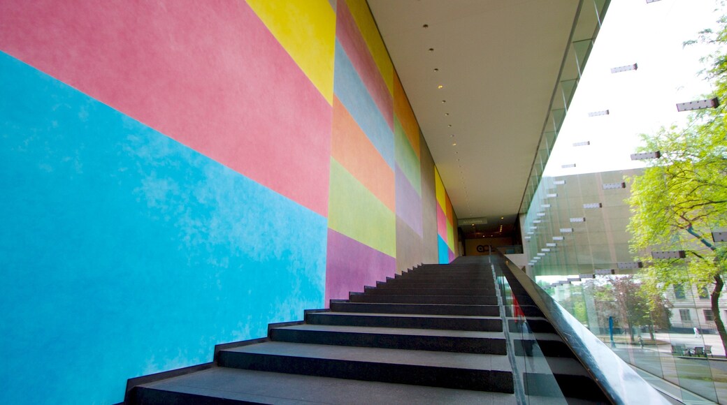 Carnegie Museum of Art mostrando arte al aire libre