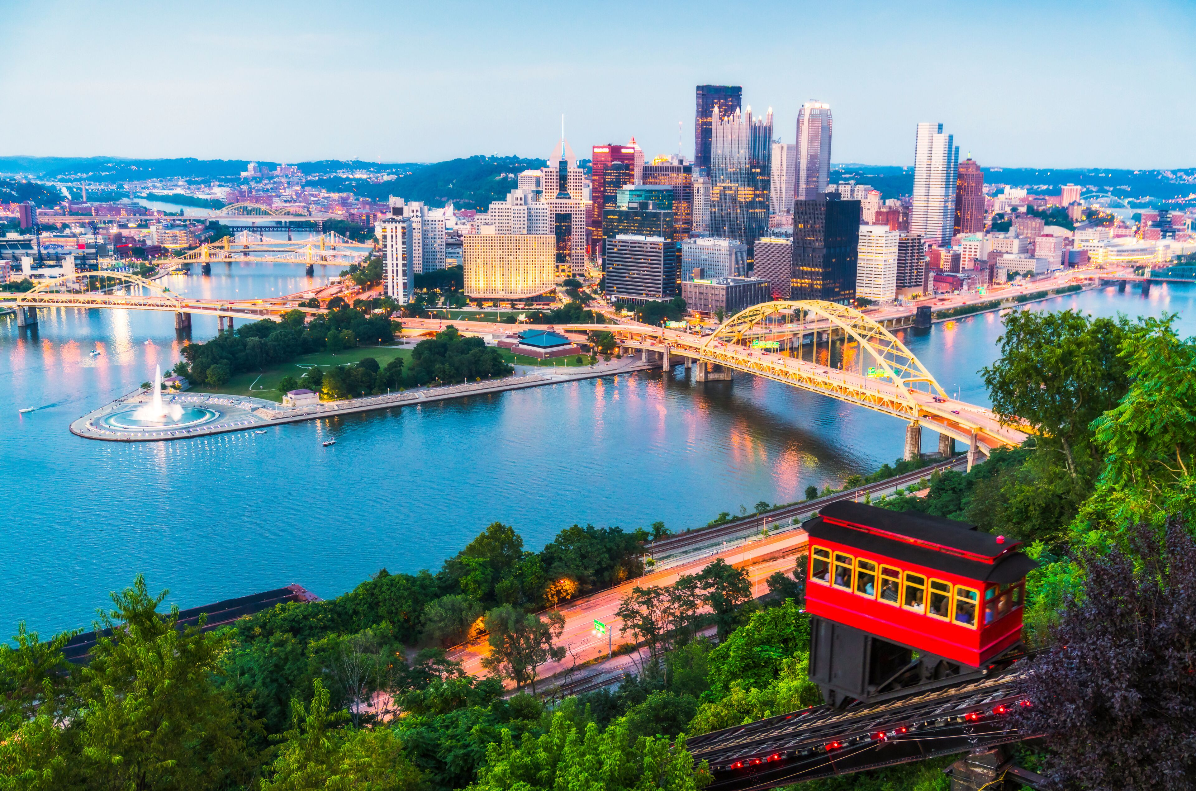 pittsburgh,pennsylvania,usa. 2017-08-20, beautiful pittsburgh at twilight.