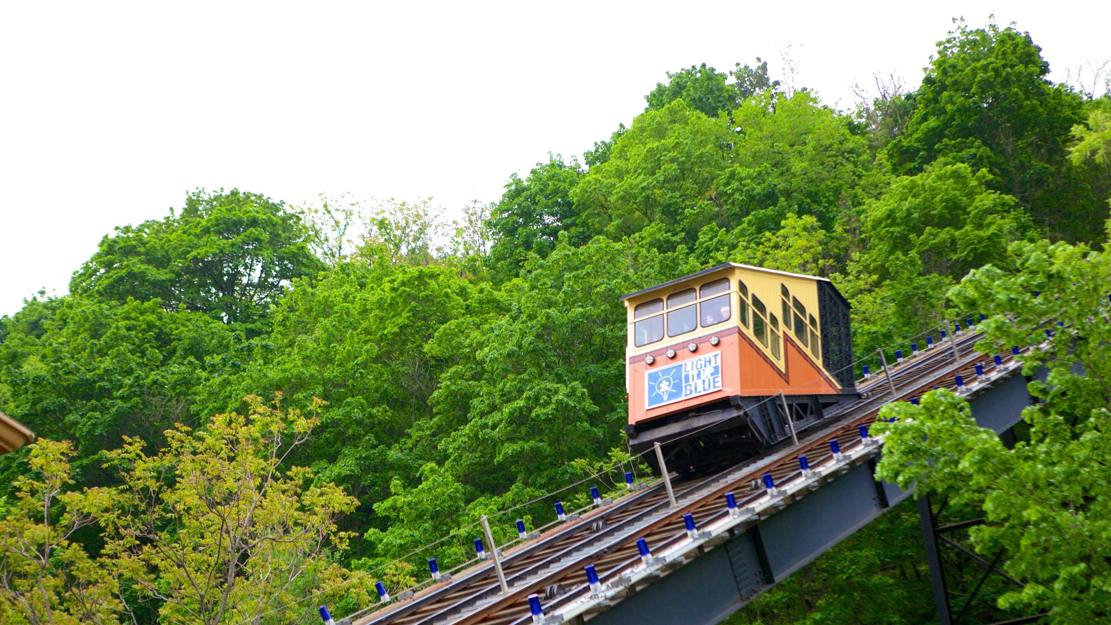 Monongahela Incline showing a gondola