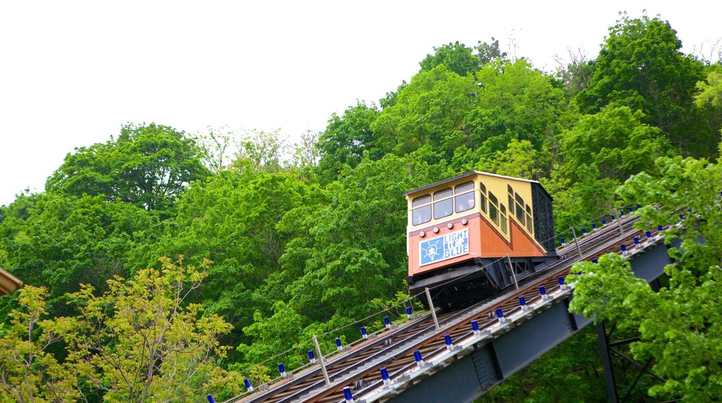 Monongahela Incline showing a gondola