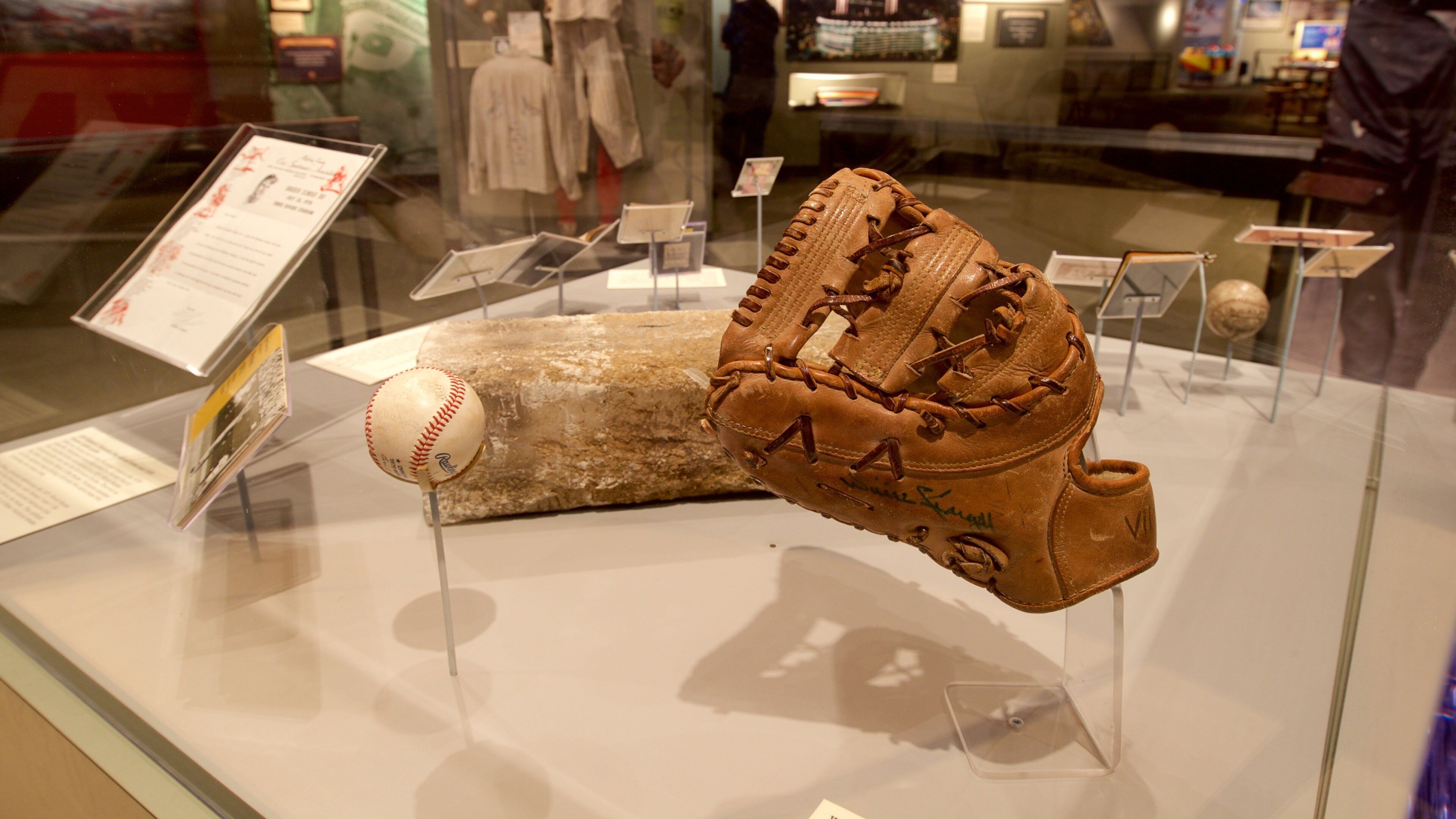 Senator John Heinz History Center showing heritage elements and interior views