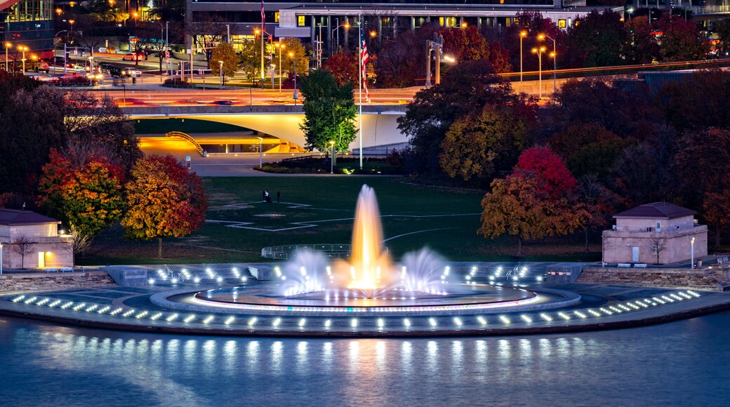 Point State Park in Pittsburgh, Pennsylvania and the iconic illuminated water fountain.