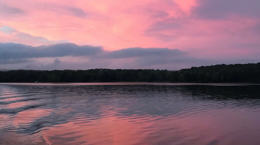 Sunset on Glendale Lake #Adventure
