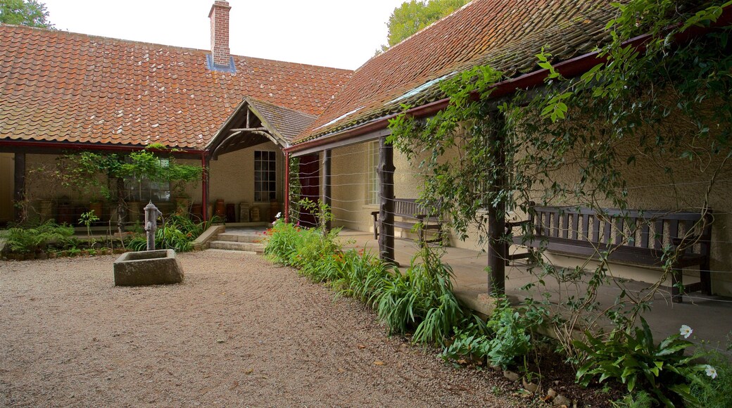 La Hougue Bie mostrando uma fonte