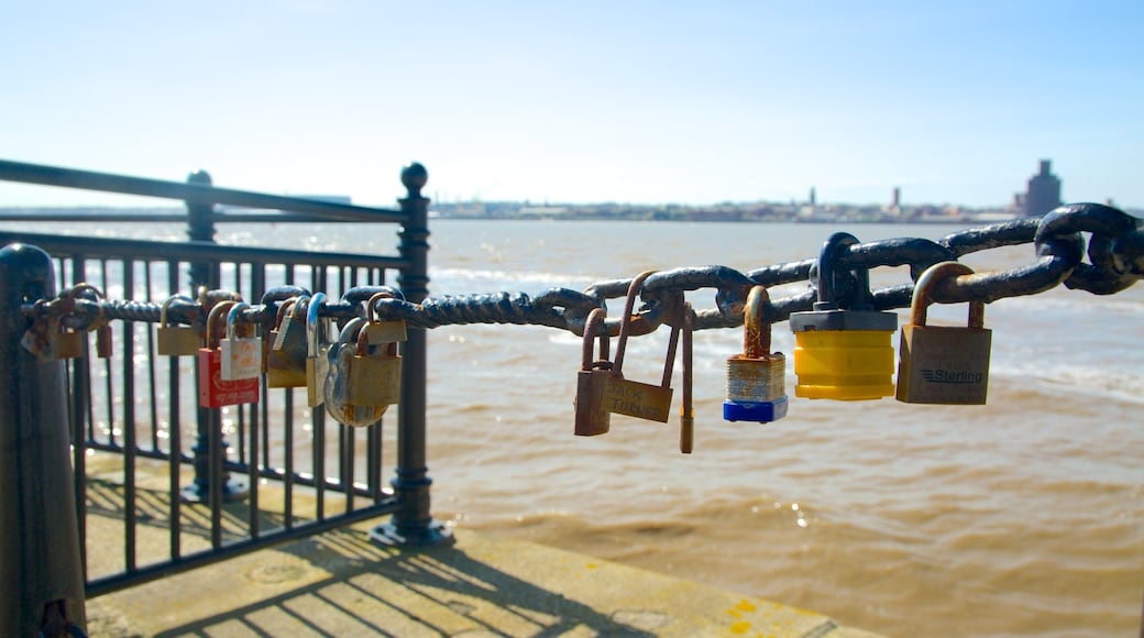 Albert Dock som inkluderer kyst