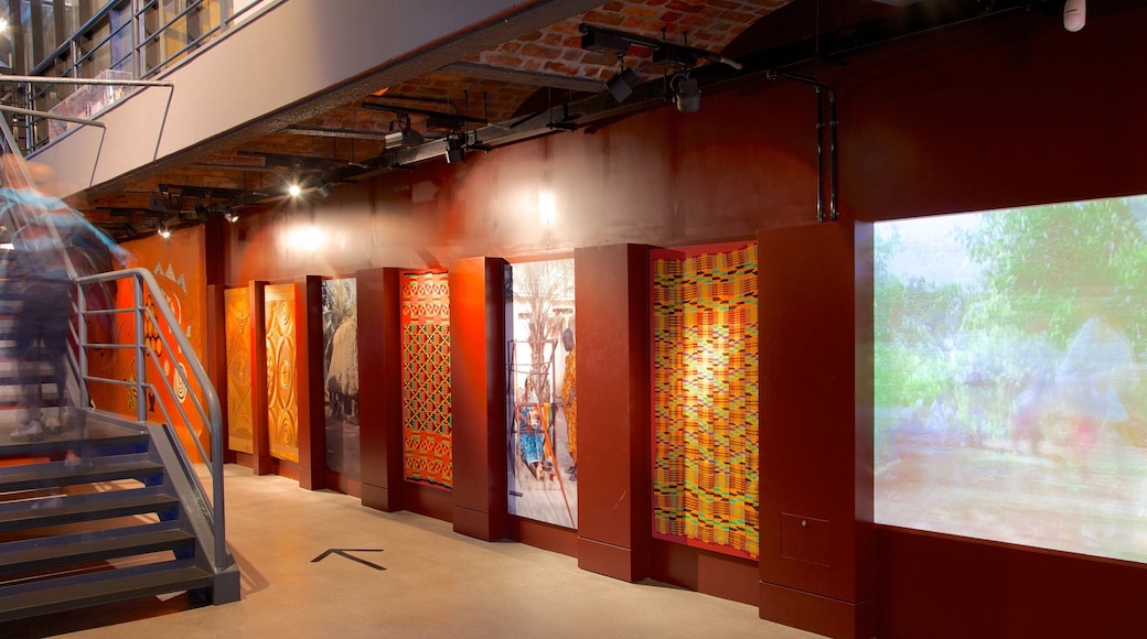 KansainvÀlinen orjuusmuseo joka esittÀÀ sisÀkuvat