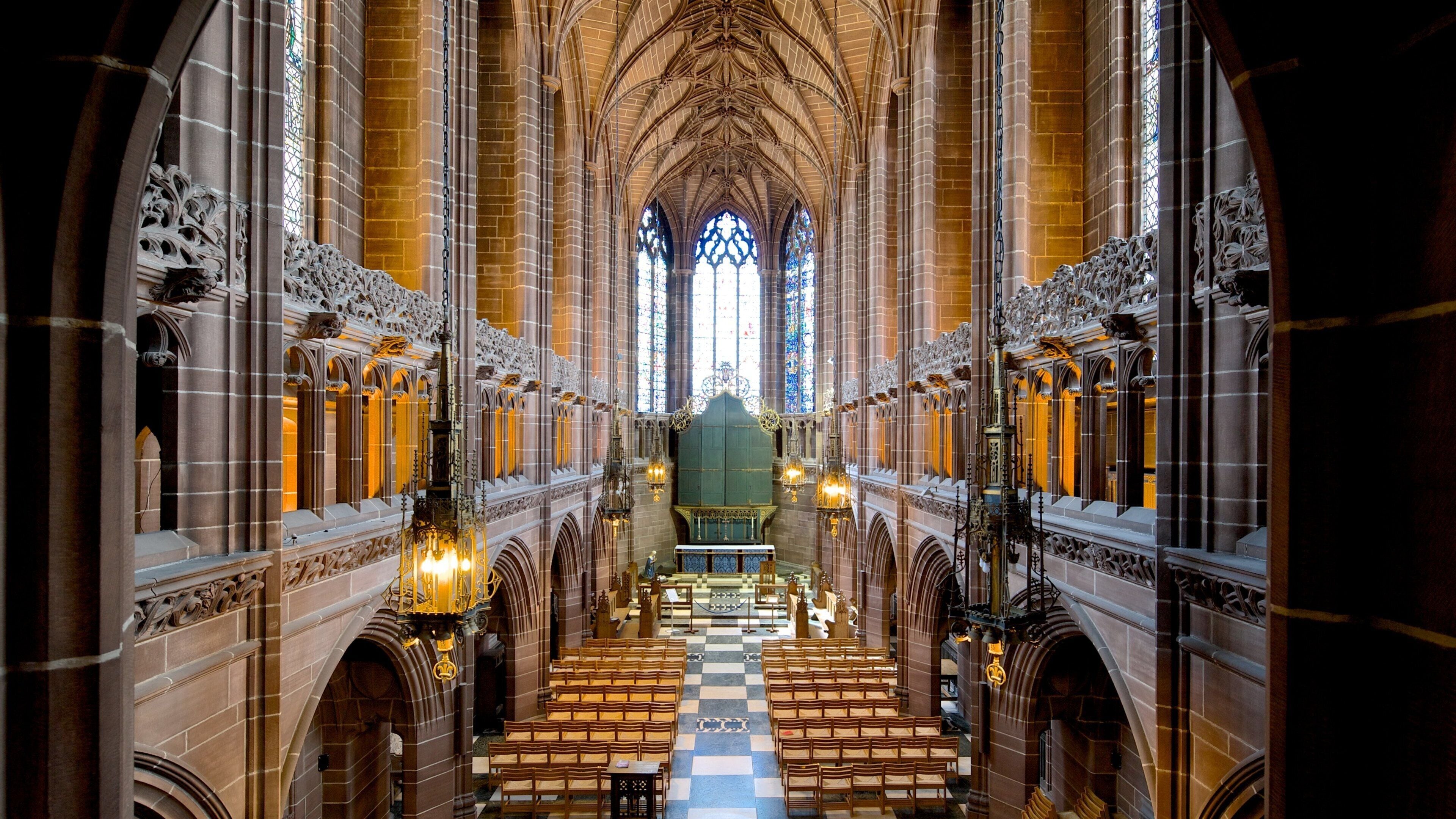 Liverpool Cathedral showing religious elements, a church or cathedral and heritage architecture
