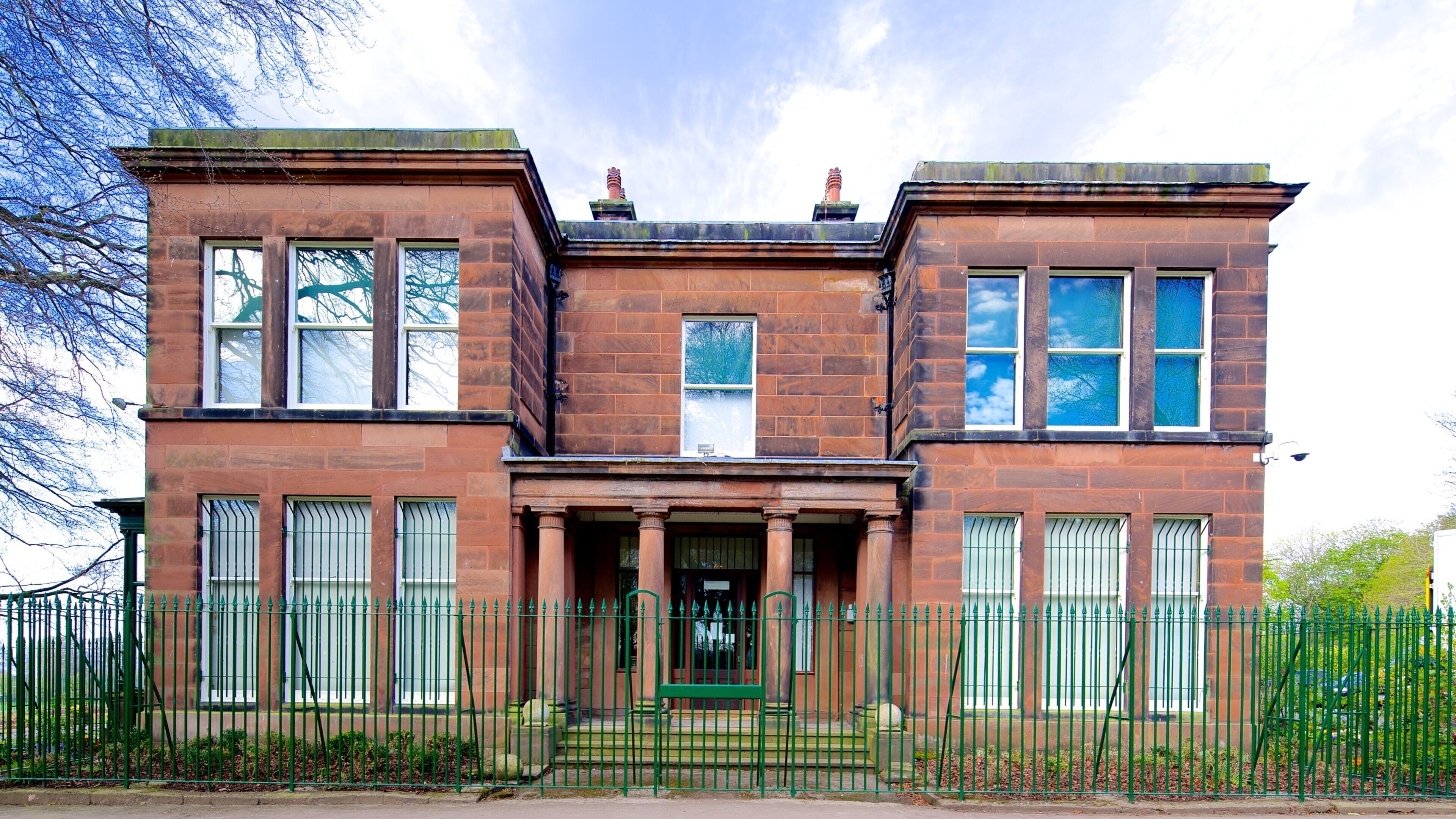 Sudley House showing a house and heritage architecture