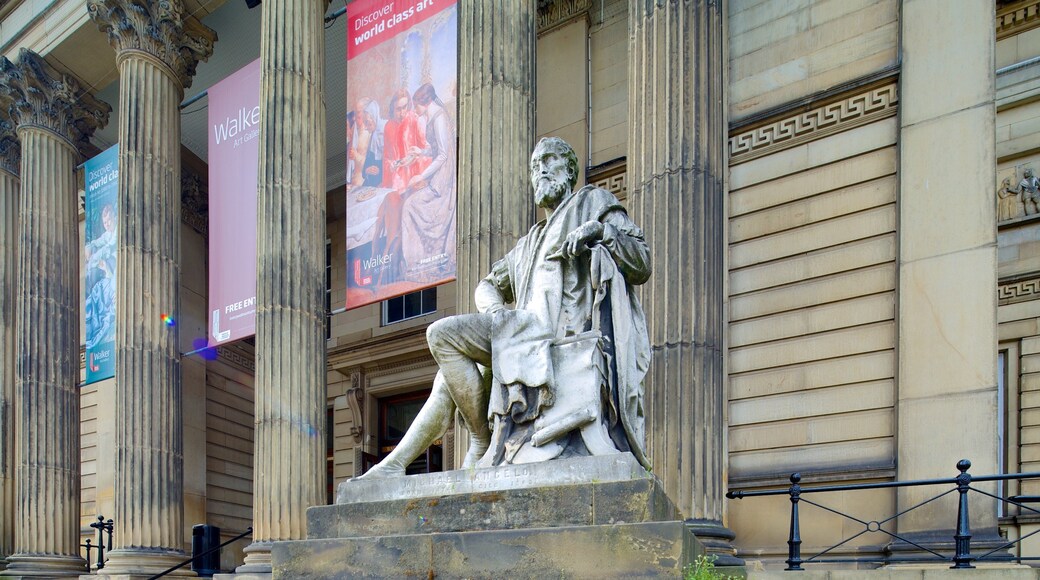 Walker Art Gallery showing a statue or sculpture