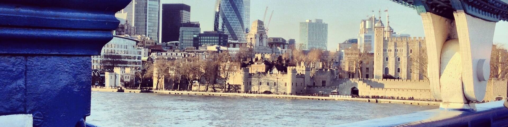 0_London_ViewOfGherkin