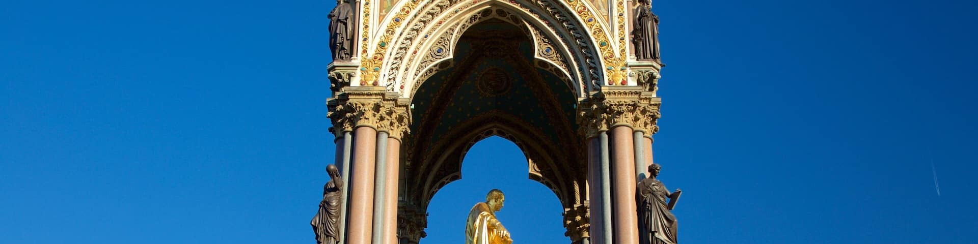 Albert Memorial which includes a statue or sculpture