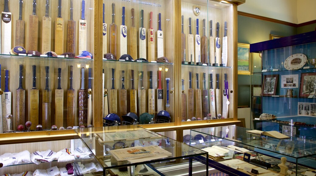 堅靈頓橢圓球場 其中包括 內部景觀