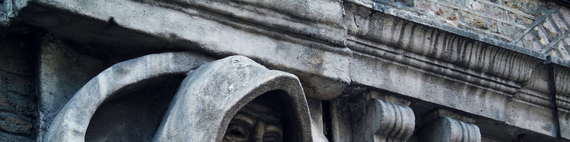 photo of a death statue outside the London Dungeon, UK; Shutterstock ID 155612108; Purchase Order: -