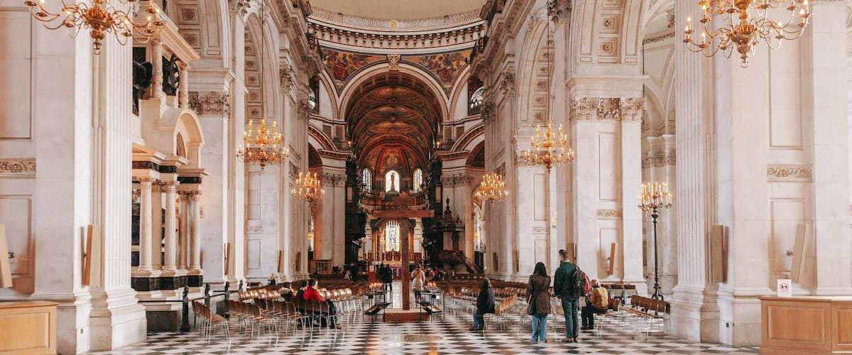 London Guildhall showing heritage elements, interior views and a church or cathedral