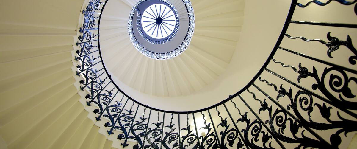 Queen\'s House showing an administrative buidling and interior views