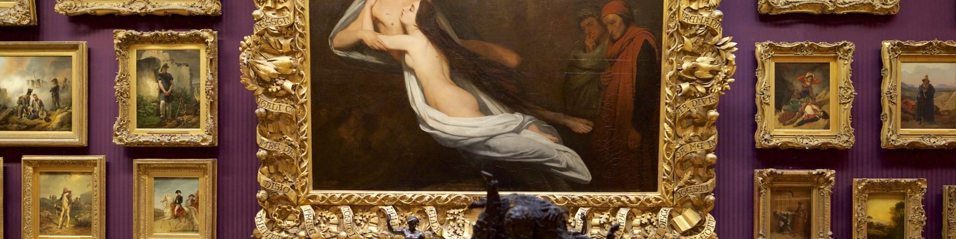 Wallace Collection montrant vues intérieures et art