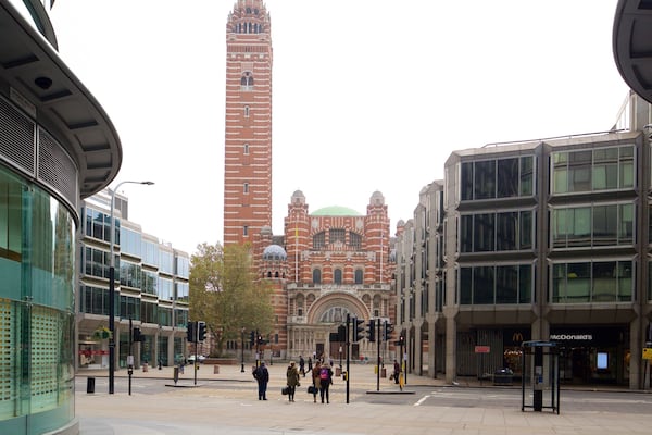 Westminster Cathedral featuring a square or plaza, heritage architecture and a church or cathedral