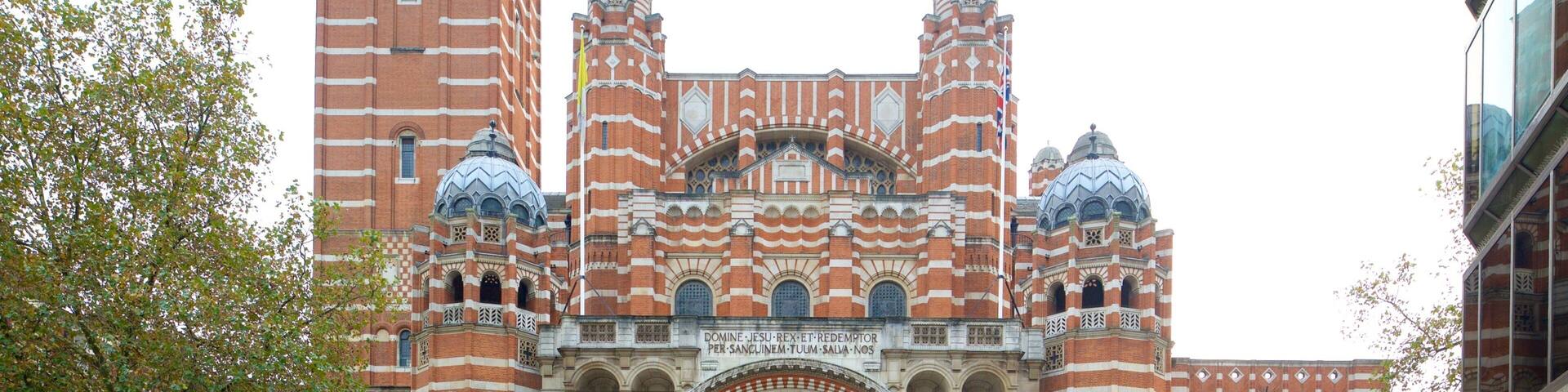 Westminster Cathedral featuring a church or cathedral, heritage architecture and a square or plaza