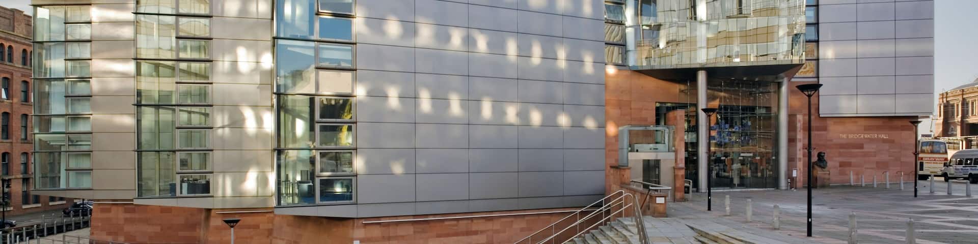 A37YKN The Bridgewater Hall, Manchester. Image shot 2006. Exact date unknown.