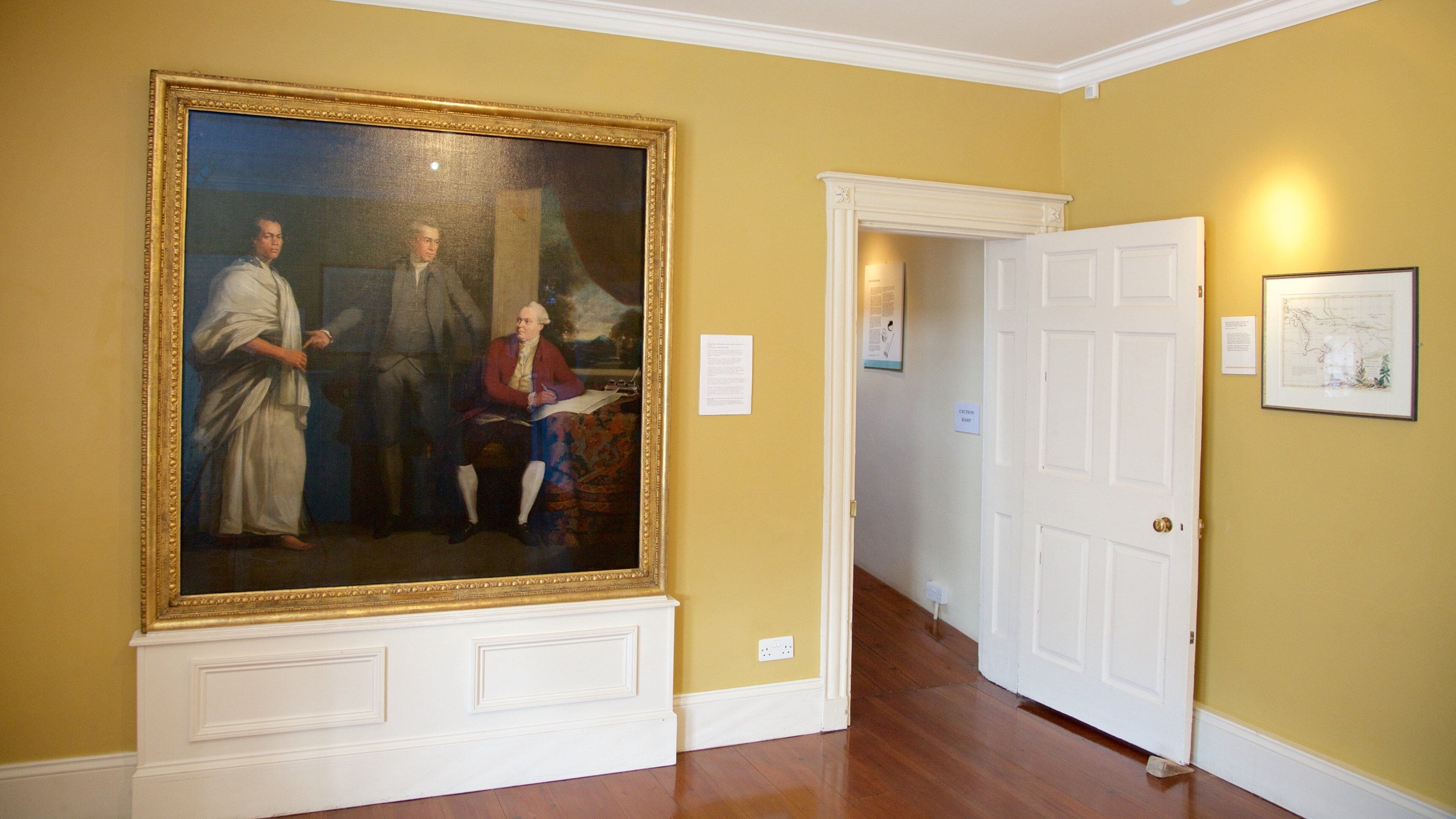 Museo memorial del Capitán Cook ofreciendo vistas interiores y arte