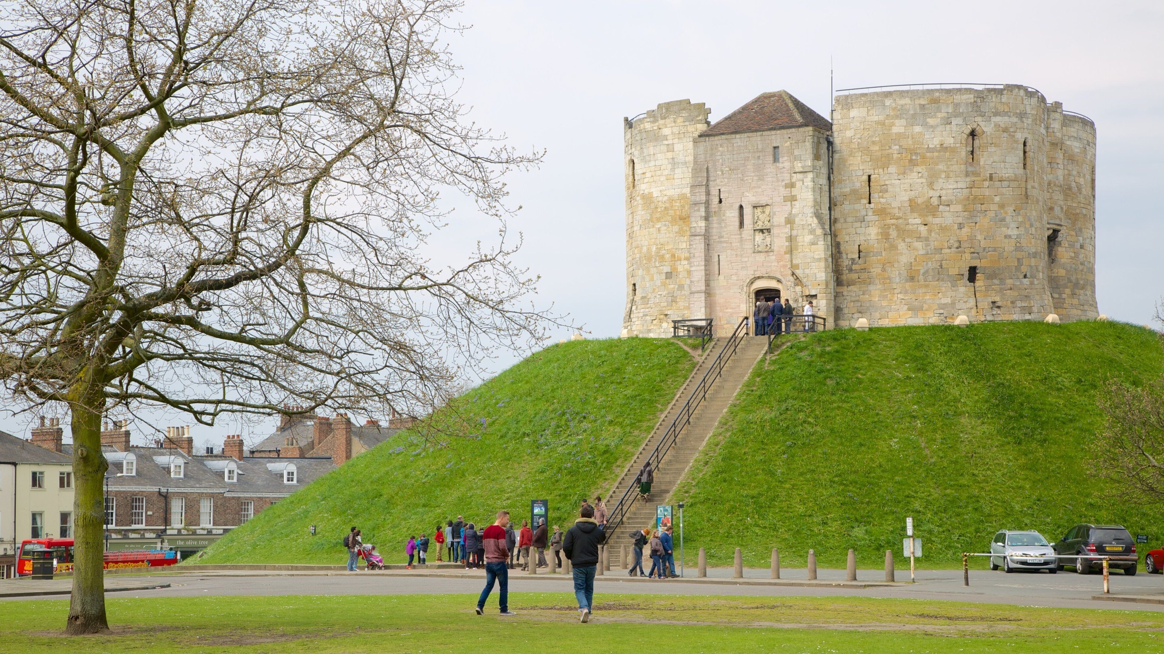 Clifford\'s Tower featuring heritage architecture