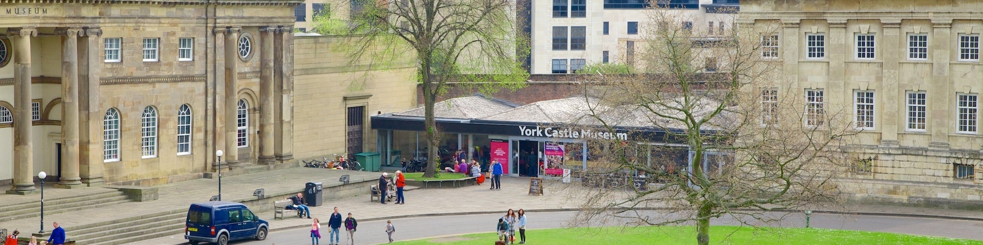 York Castle Museum que inclui arquitetura de patrimônio e um parque
