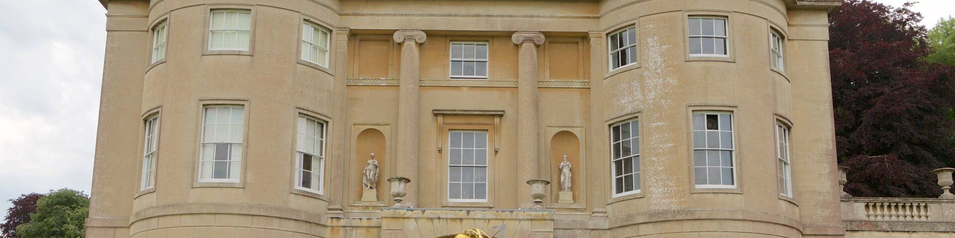 American Museum in Britain which includes heritage architecture and a monument