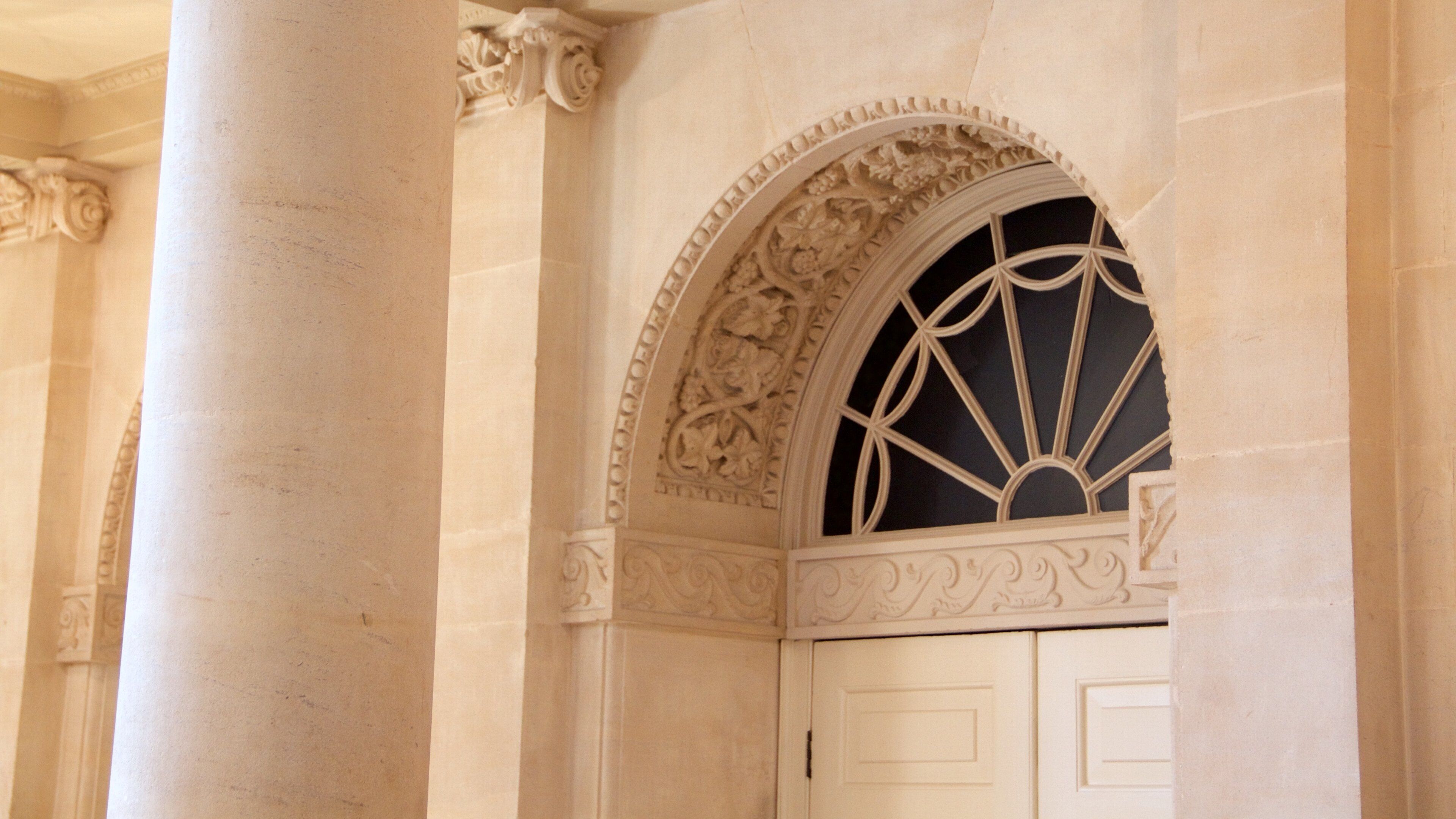 Bath Assembly Rooms which includes heritage architecture and interior views