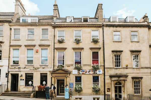 Bath_JaneAustenCentre_6079349_1