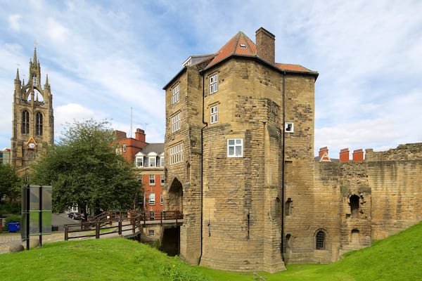 Castle Keep showing a city and heritage architecture
