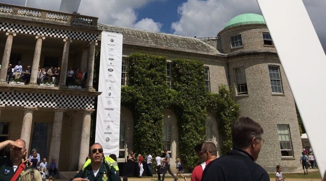 Festival of Speed 2014. Mercedes-Benz feature sculpture.