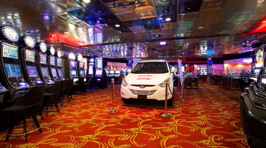 Casino Royale som viser casino og innendørs