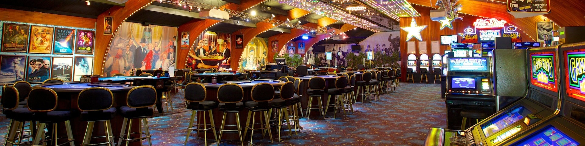 Hollywood Casino que inclui vistas internas e um cassino