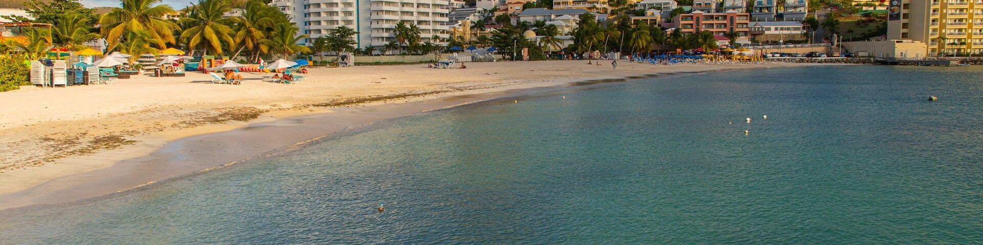 Kim Sha Beach showing general coastal views and a coastal town