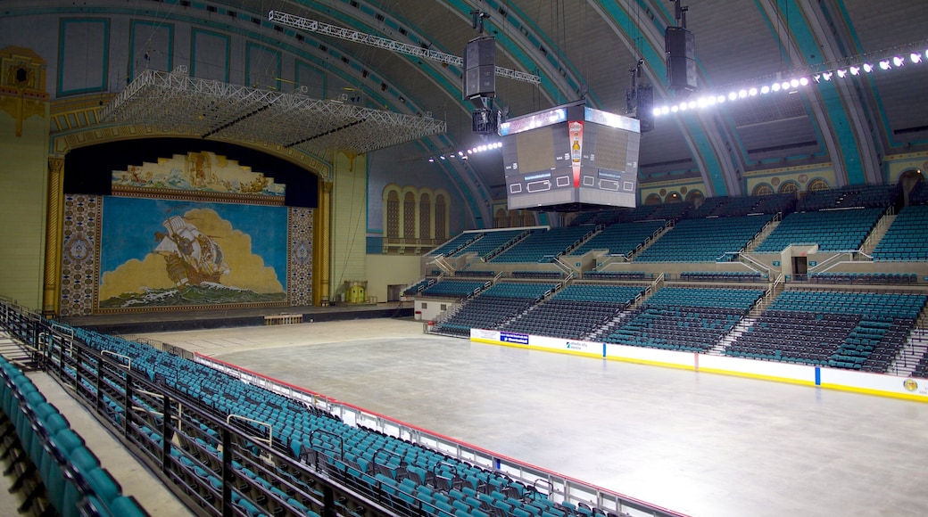 Boardwalk Hall che include vista interna